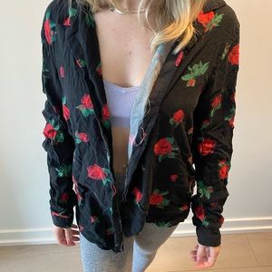 Roses Button Down